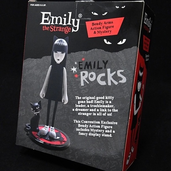 SDCC 2023 Exclusive Toynami Emily The Strange Bendy Action Figure Mystery Cat - Picture 2 of 6